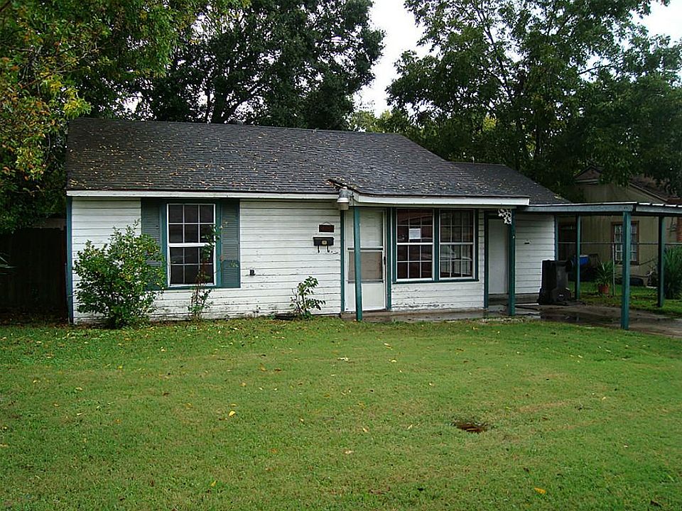 1st image of 1006 Longley St