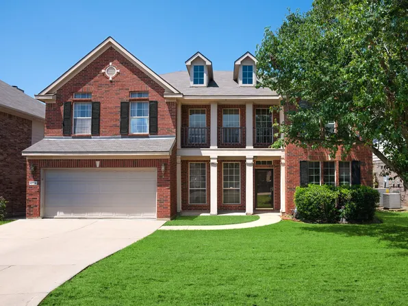 4704 Maple Hill Dr, Fort Worth, TX 76123