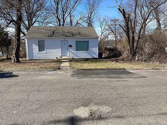 2nd image of 5635 Apricot Ave