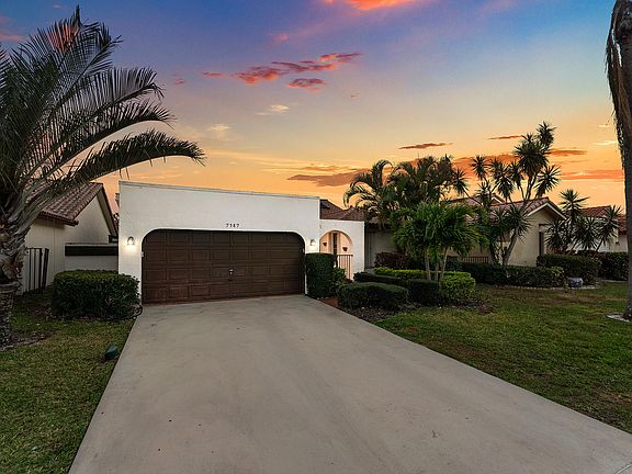 2nd image of 7587 Solimar Circle