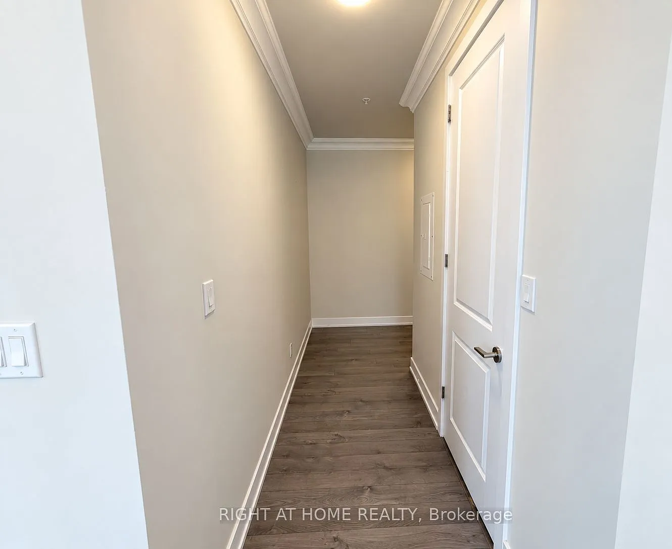 3 bed, $3,375 — Photo 3