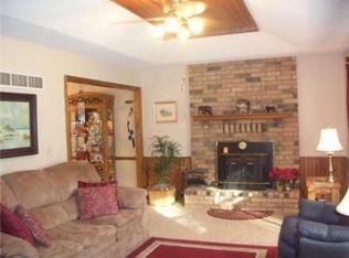 207 Monroe Ave, Belton, MO 64012