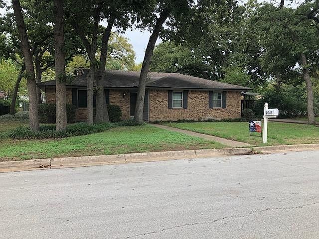 2nd image of 1053 Keith Dr