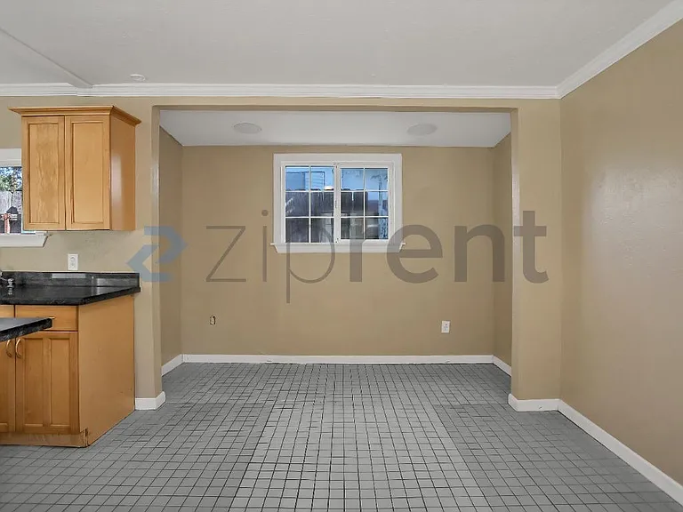 867 E Willow Ave — Photo 26