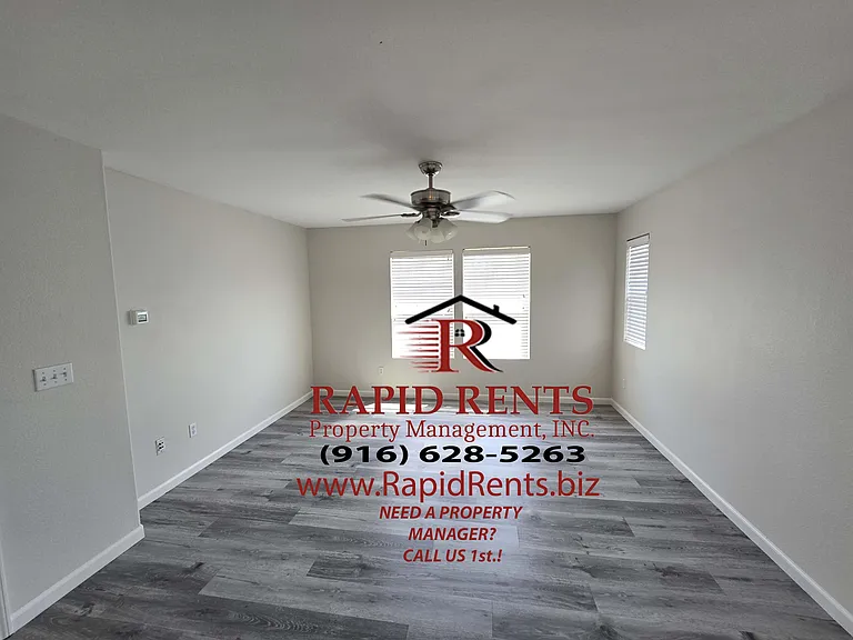 4900 Trouville Ln — Photo 4