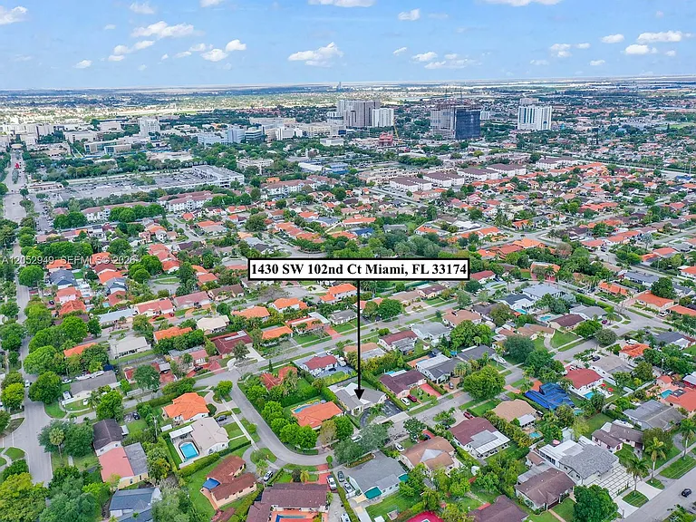1430 SW 102nd Ct — Photo 8