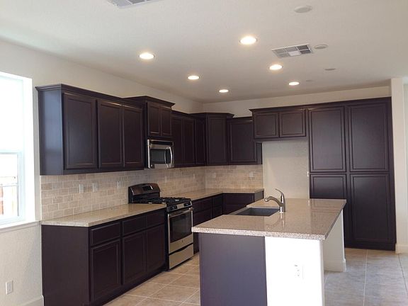 3rd image of 851 Blossom Rock Ln