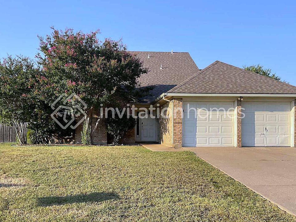 1st image of 164 Westwood Dr