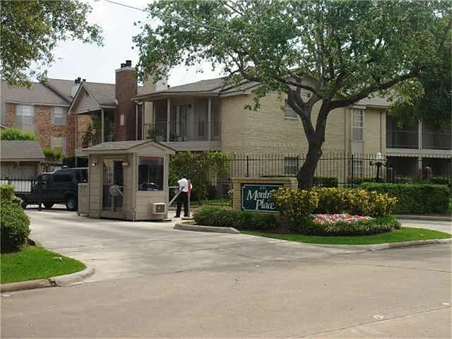 2121 Hepburn St #1102 — Photo 25