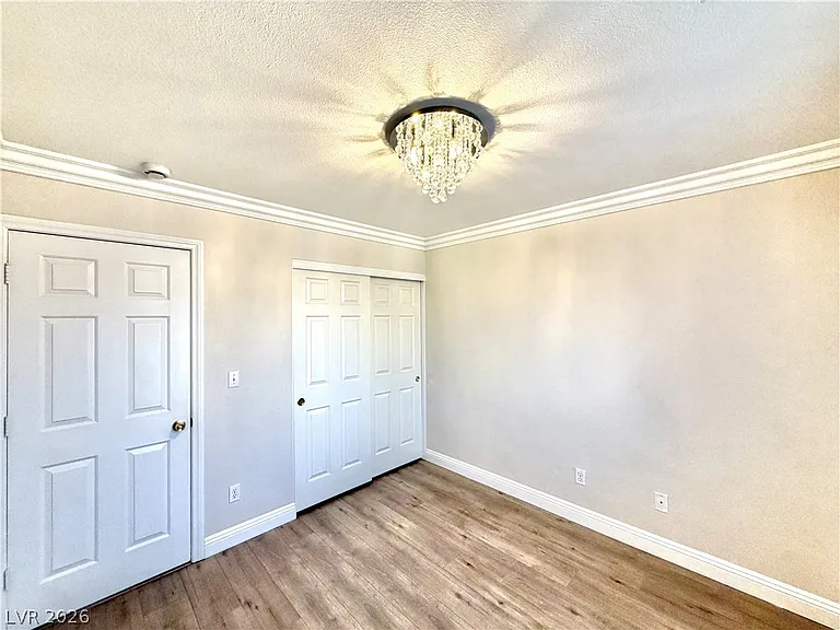 10087 Yellow Canary Ave — Photo 36