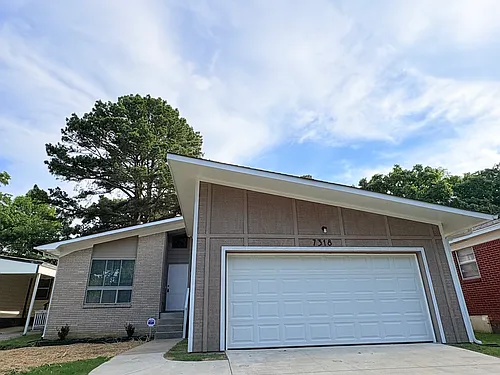 7318 L St Photo 1
