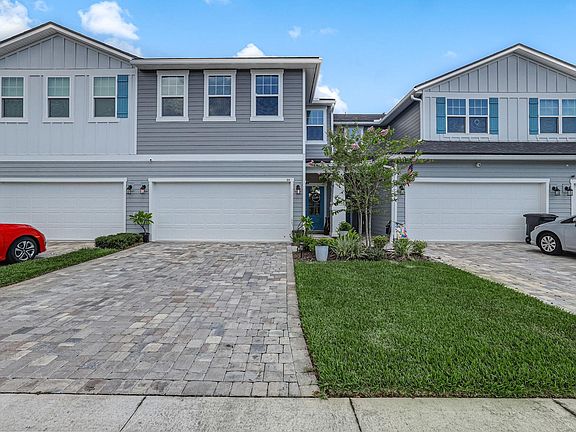 3rd image of 124A Pinebury Ln