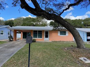 814 E 10th Ave, New Smyrna Beach, FL 32169