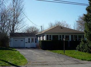 373 Norran Dr, Rochester, NY 14609