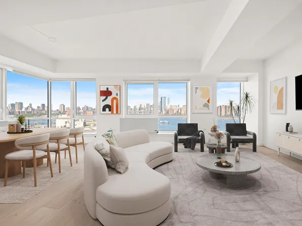 440 Kent Avenue image 1 of 17