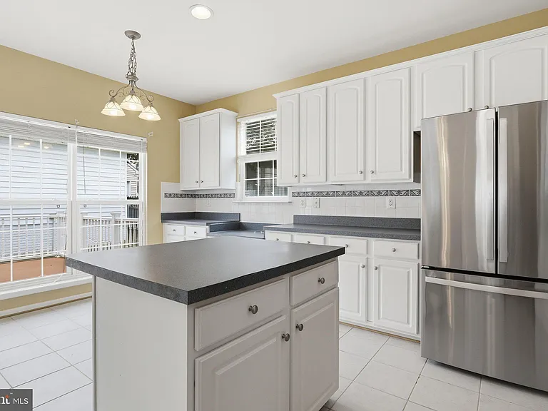 341 Bullskin St — Photo 15
