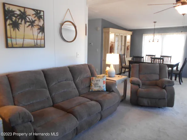15084 Brookridge Blvd, Brooksville, FL 34613