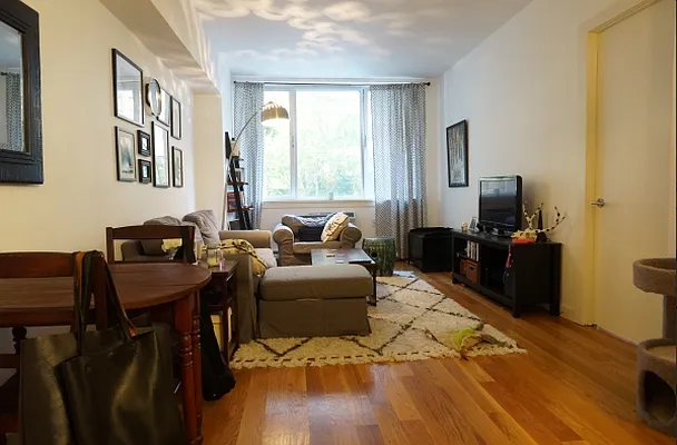 Rented by Compass | media 11