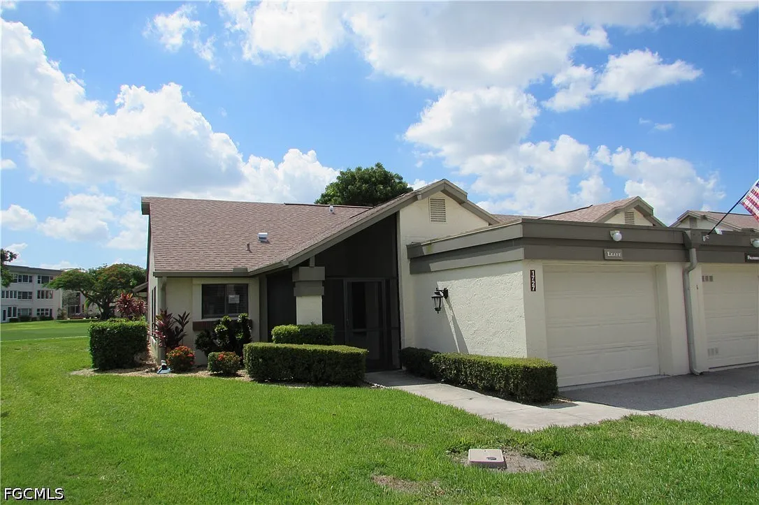 2 bed, 2.0 bath, 1140 sqft, $2,499 — Photo 3