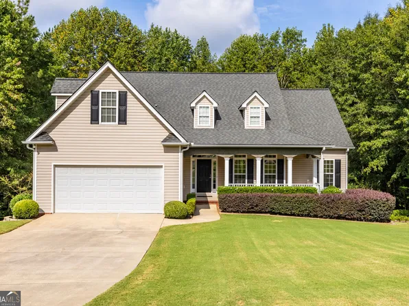 16 McAdam Ct, Newnan, GA 30263