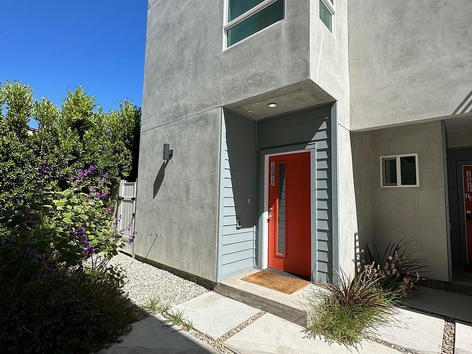 1st image of 10817 Peach Grove St #10817