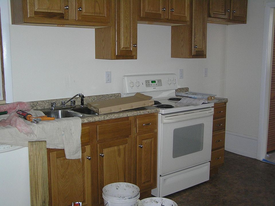 Cabinets and appliences going in, fridge too