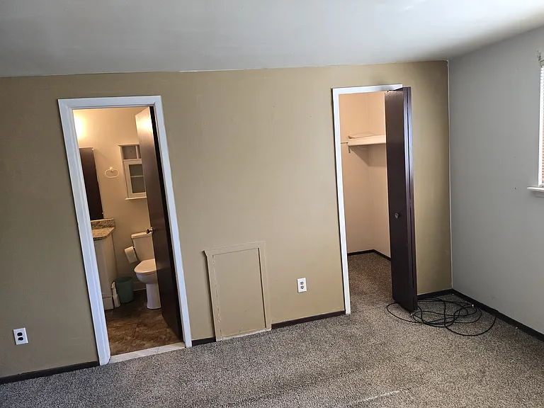8643 Hickory Dr — Photo 11