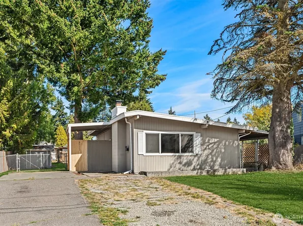 24924 35th Avenue S, Kent, WA 98032