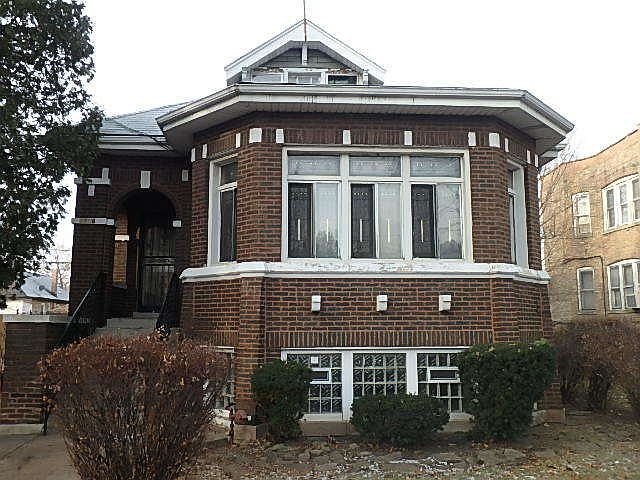 1st image of 8738 S Bishop St