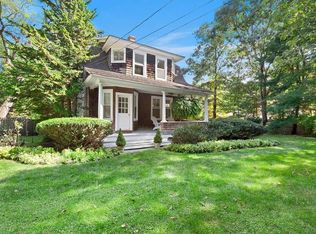 178 S Country Rd, Remsenburg, NY 11972