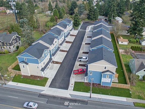 4th image of 8015 8019 Pacific Avenue