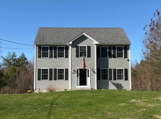 596 Haverhill Rd, Chester, NH 03036