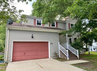 129 Wellington Dr, Williamsburg, VA 23185