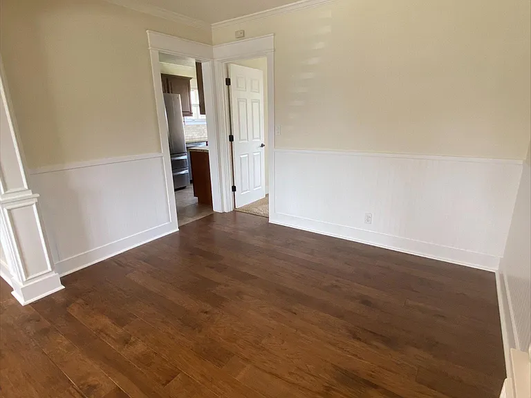 2518 W Madison Ave — Photo 3