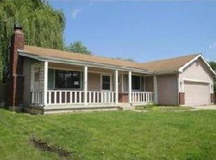 516 Buena Vista Dr, Belton, MO 64012