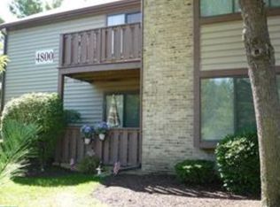 4801 Aberdeen Dr, Mount Laurel, NJ 08054