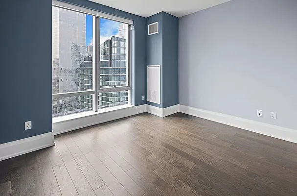 Rented by Corcoran | media 24