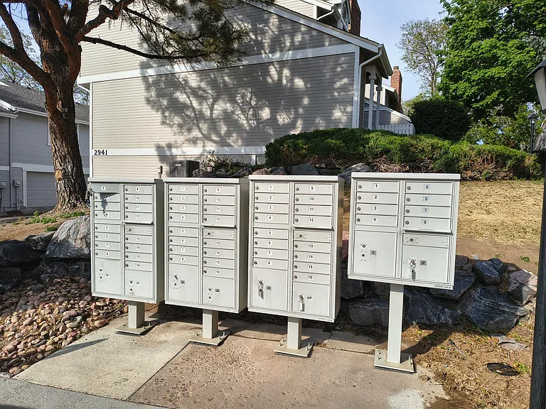 Mailbox Set this Property, Two Mailbox Keys Provided