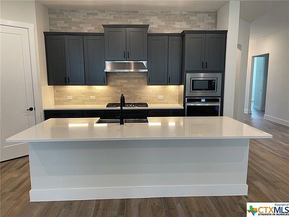 2nd image of 1253 Dancing Oak Ln