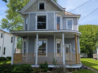 424 Columbia Ave, Williamstown, WV 26187