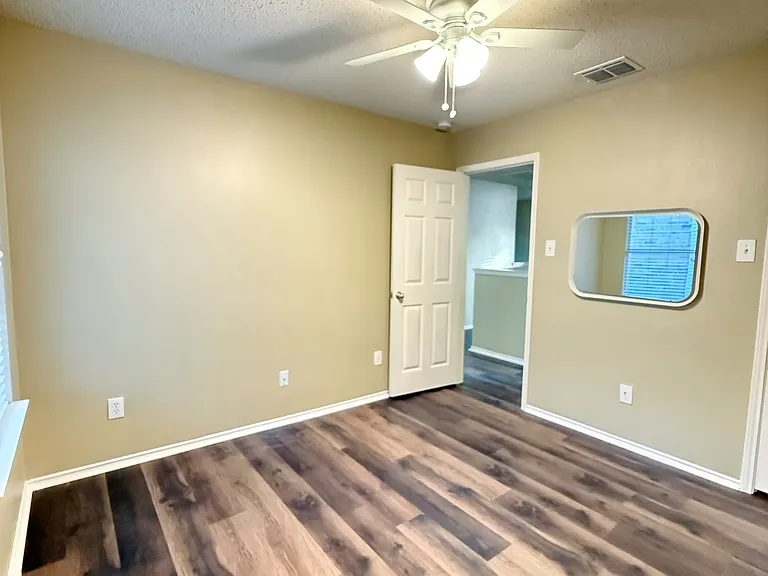7172 Saint Augustine Dr — Photo 17