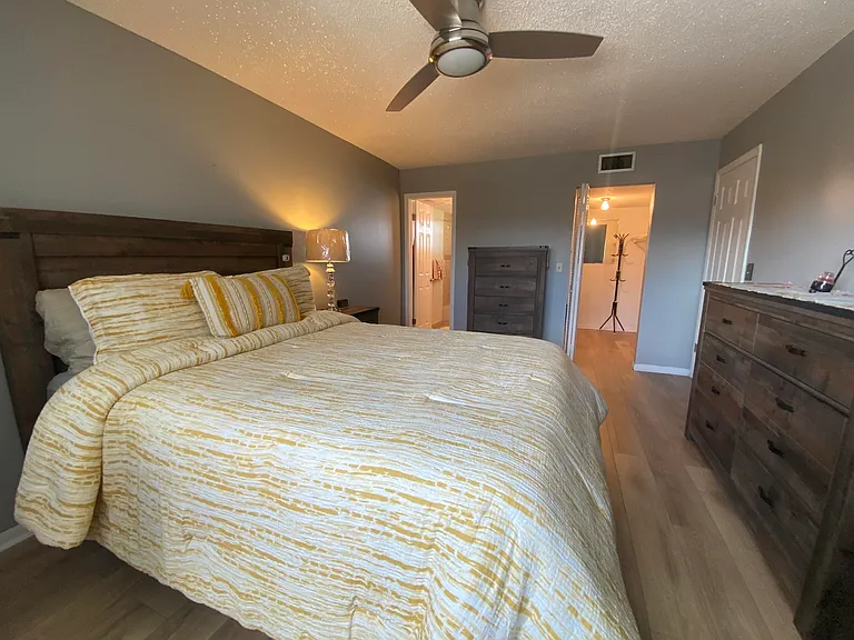 715 Lori Dr #304 — Photo 19
