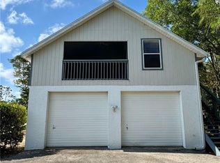 6560 Sandalwood Ln, Naples, FL 34109