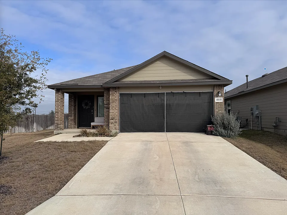 4115 Ginger Lake