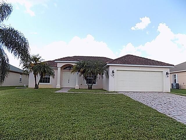 1st image of 1032 SW Fisherman Ave