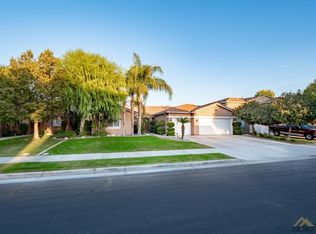 5110 Challenger Ave, Bakersfield, CA 93312