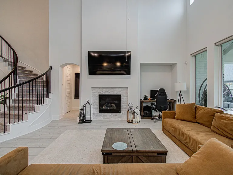 4211 Limestone Ter — Photo 4