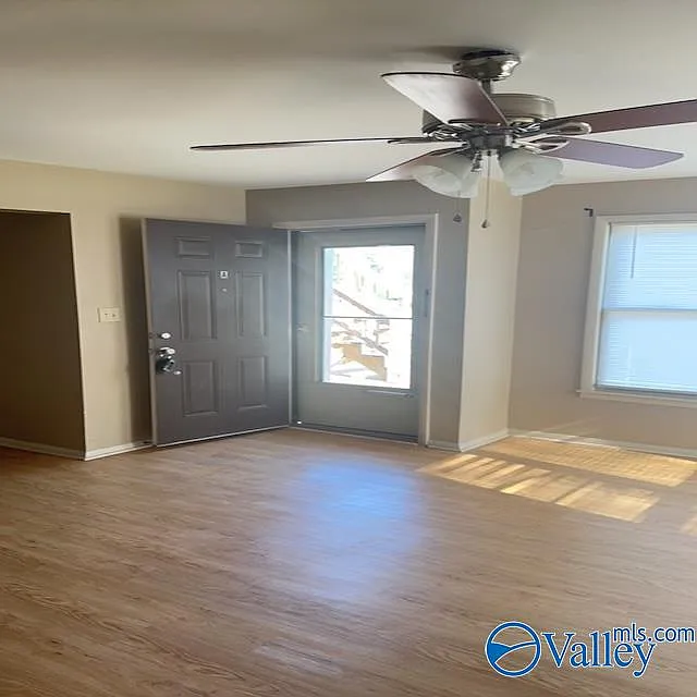 2 bed, 2.0 bath, 850 sqft, $895 — Photo 4