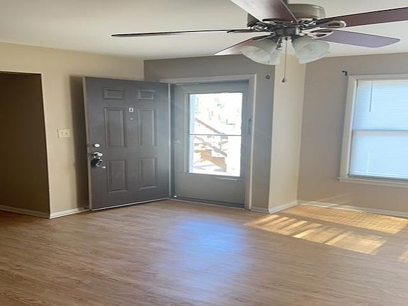 4th image of 2706 Lantern Walk SE #B