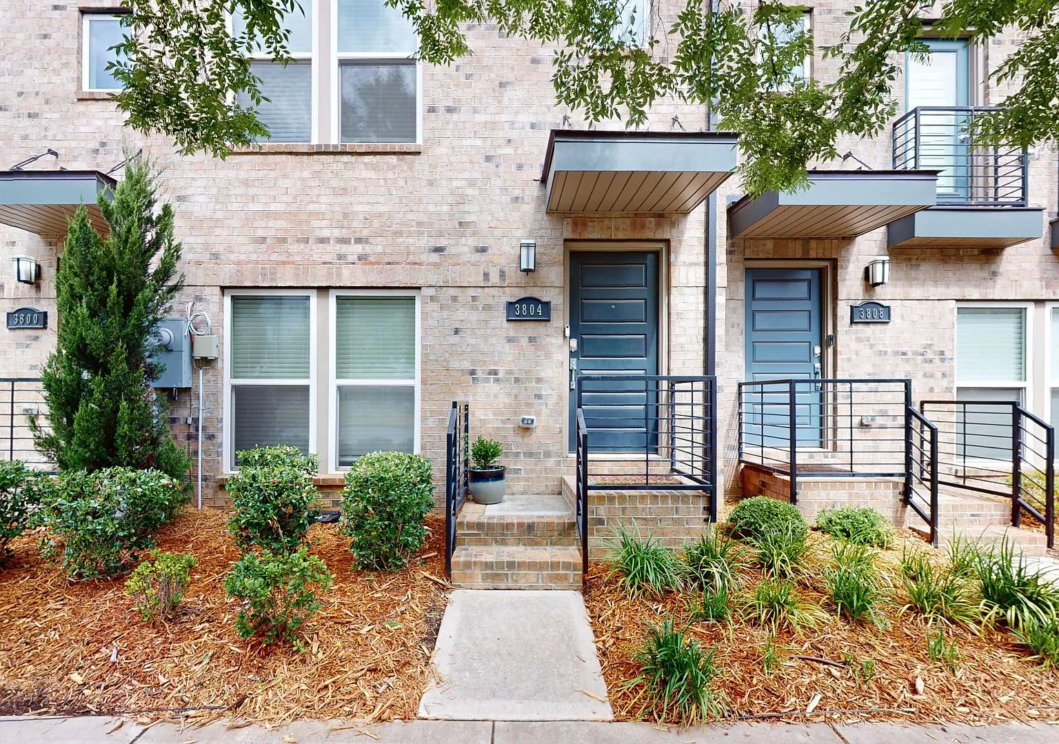3804 Sky Haven Drive — Photo 2